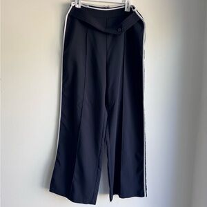 Commense Black Wide-Leg Pants with White Trim